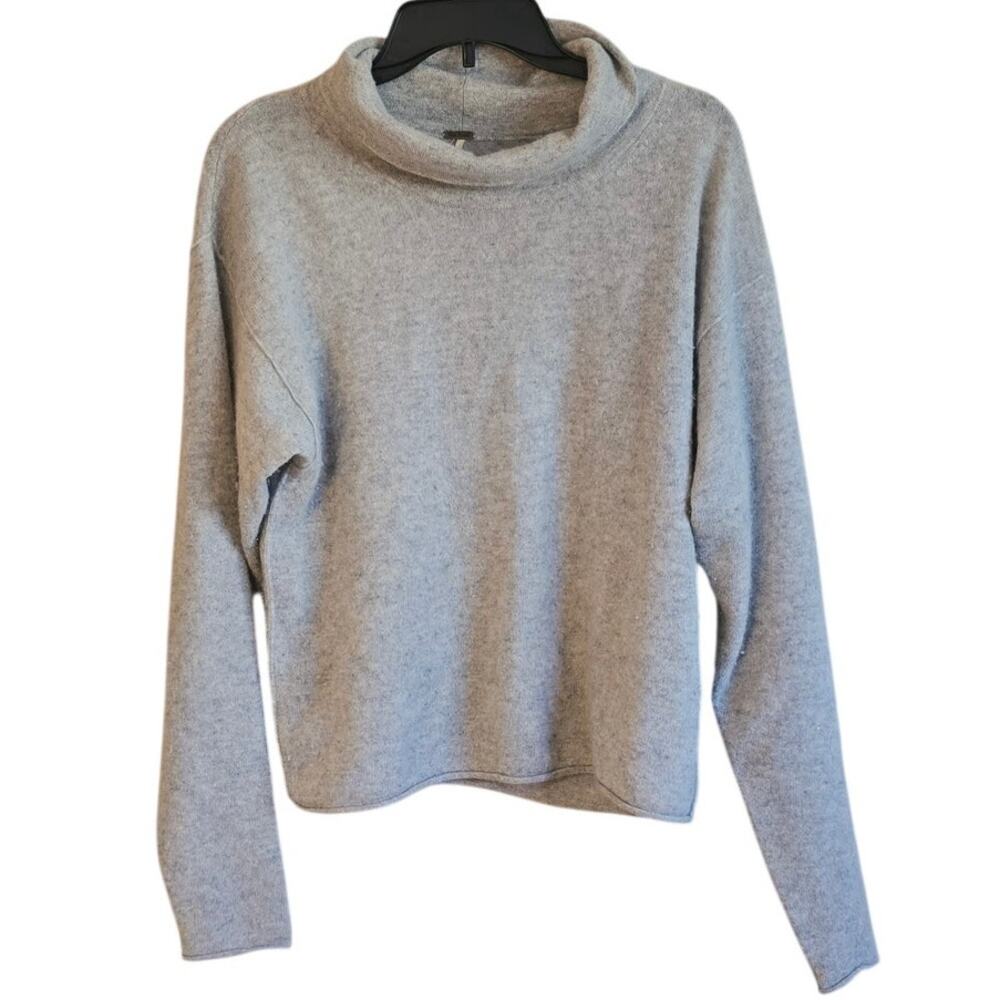 Free People gray cashmere cowl neck sweater size small